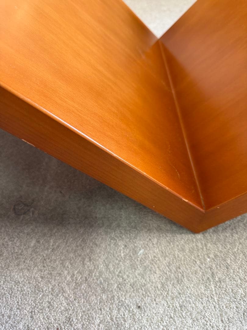 ショパン様用　静けさを映す、美のテーブル。 アルフレックスモンターニュ