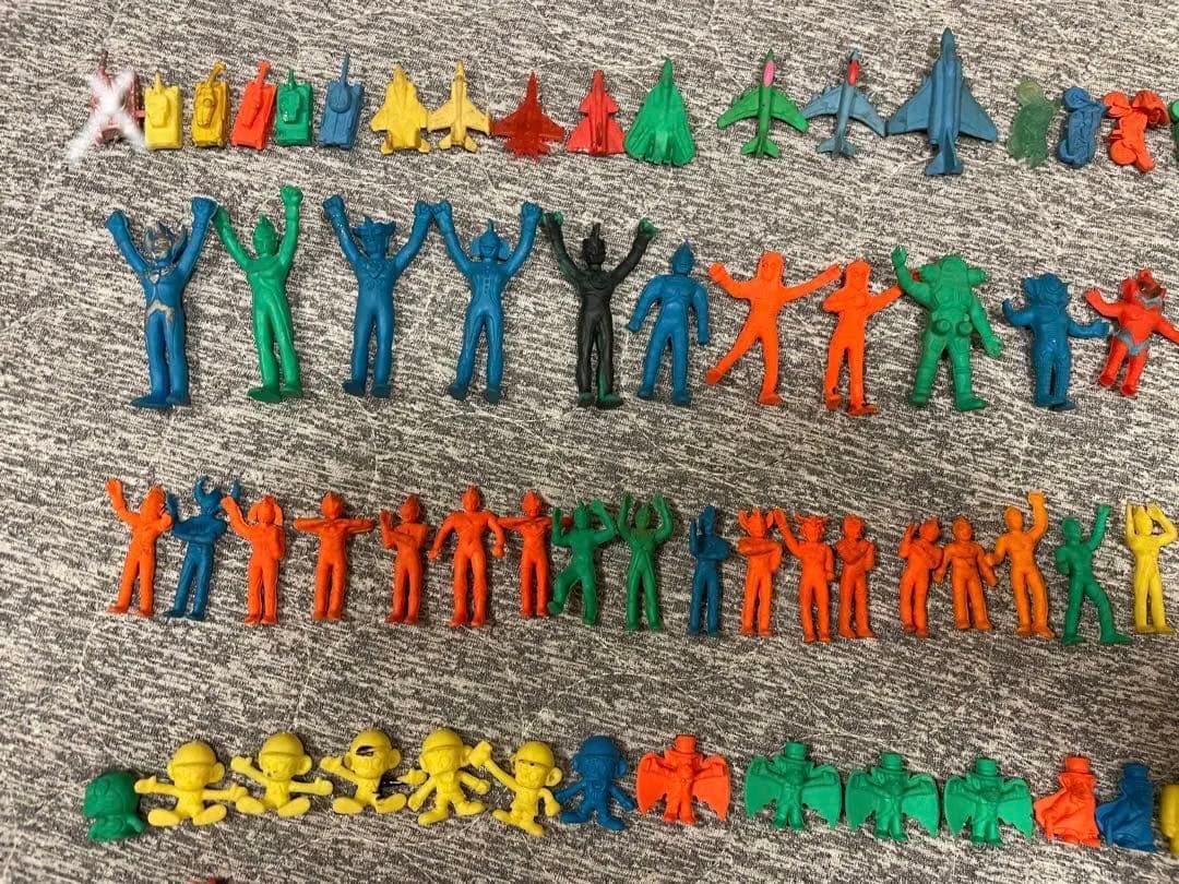 【超SALE】昭和レトロ消しゴム　ウルトラマン・怪物くん・戦車等