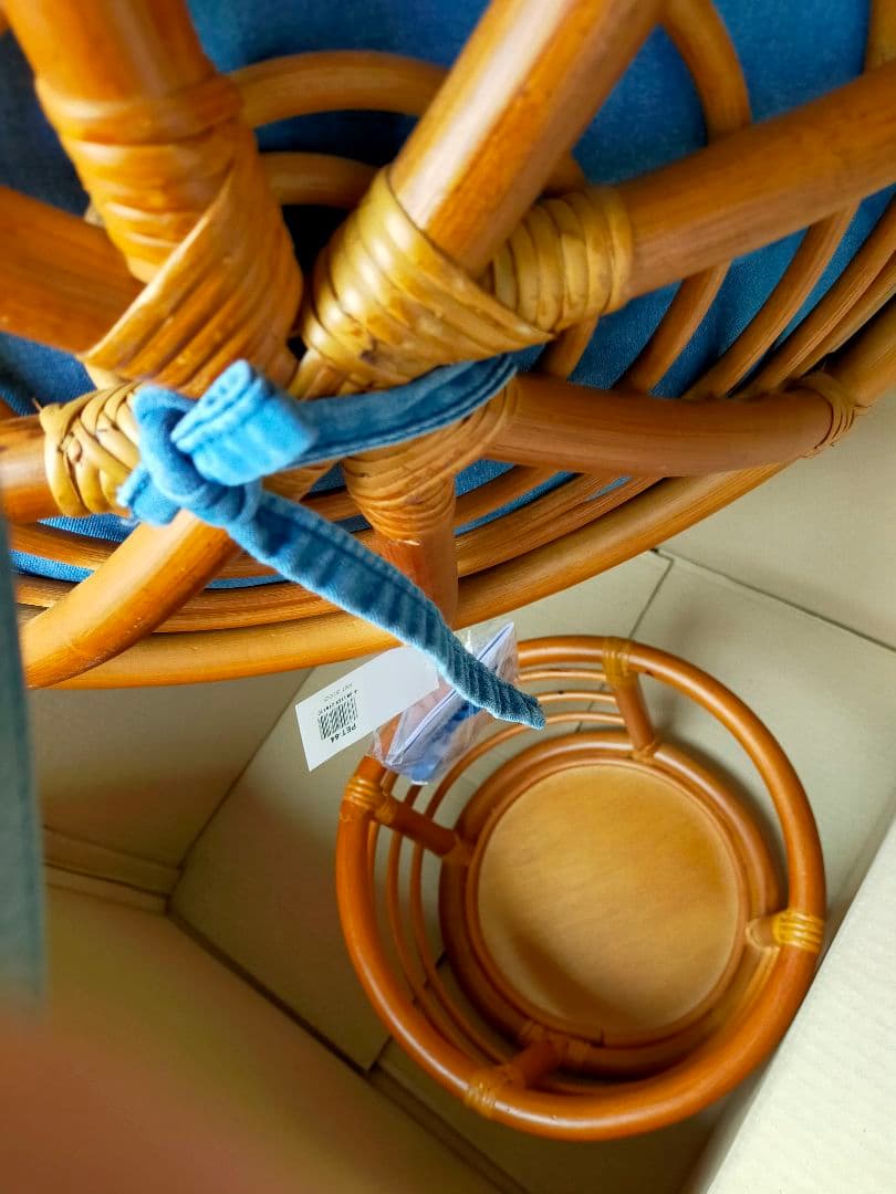 ラタン製　円形ベッド　猫　クッション付き