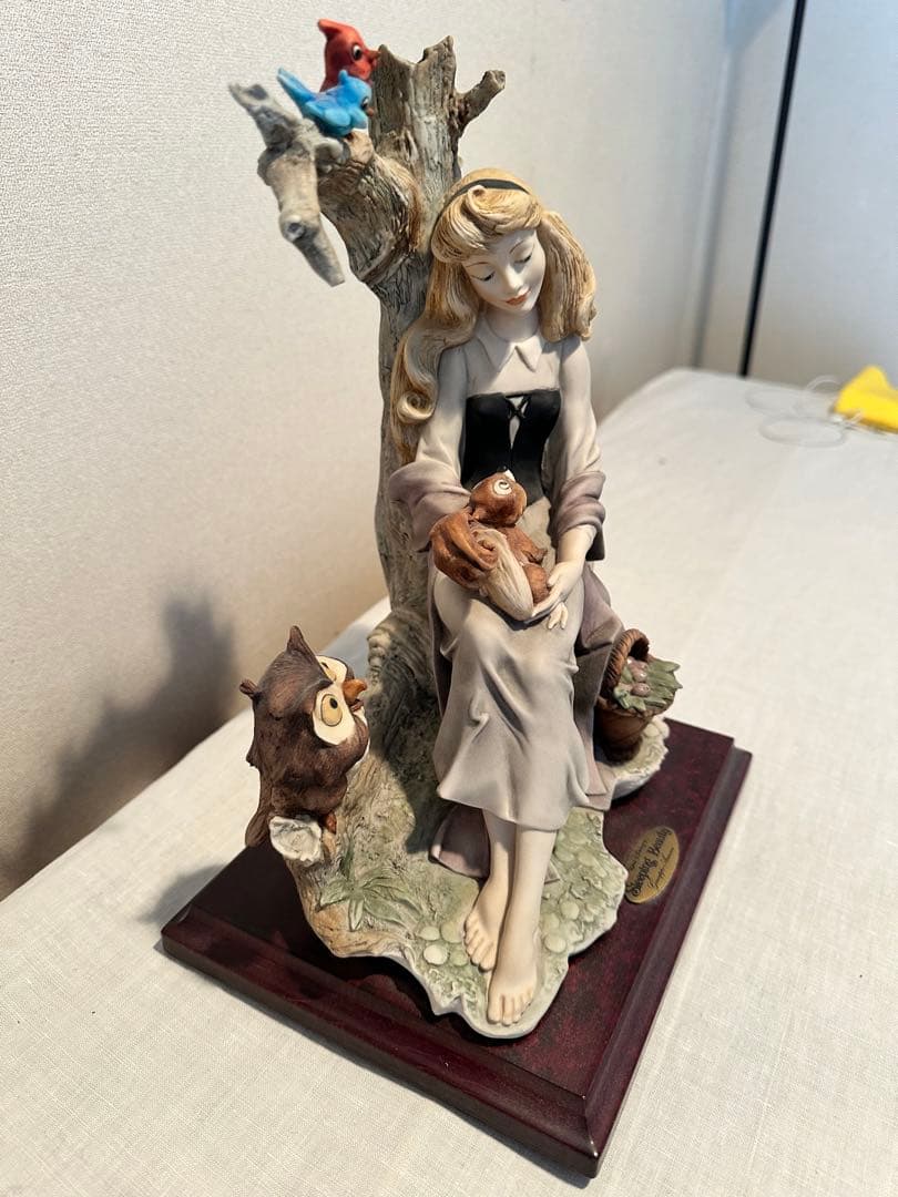 亜*)様 Armani スリーピングビューティー　新品