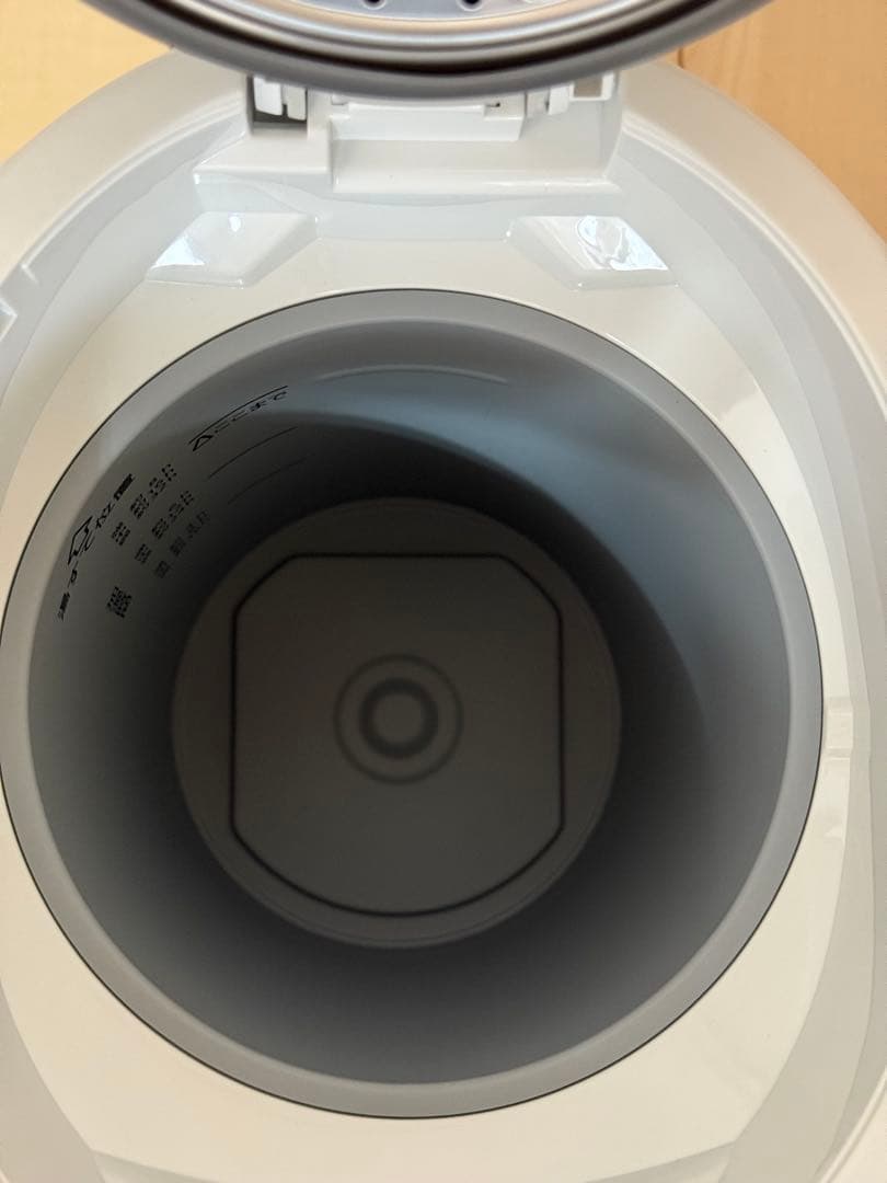 【即日発送】【新品未使用】象印マホービン EE-DF50-WA スチーム式加湿器