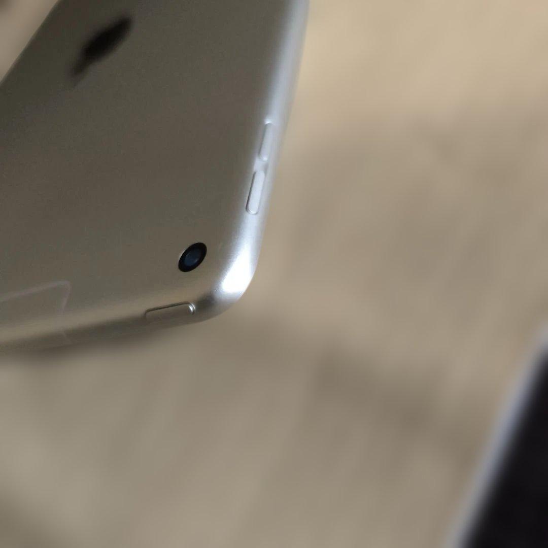 山*内様 Pad Air第3世代/64GBシルバーWi-Fi+Cellul　83