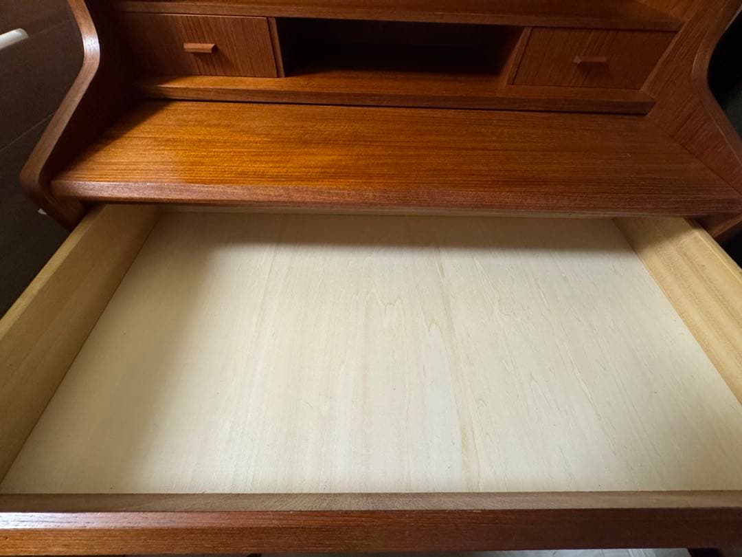 北欧家具 ヴィンテージ ミドルピューロ 化粧台　送料込み