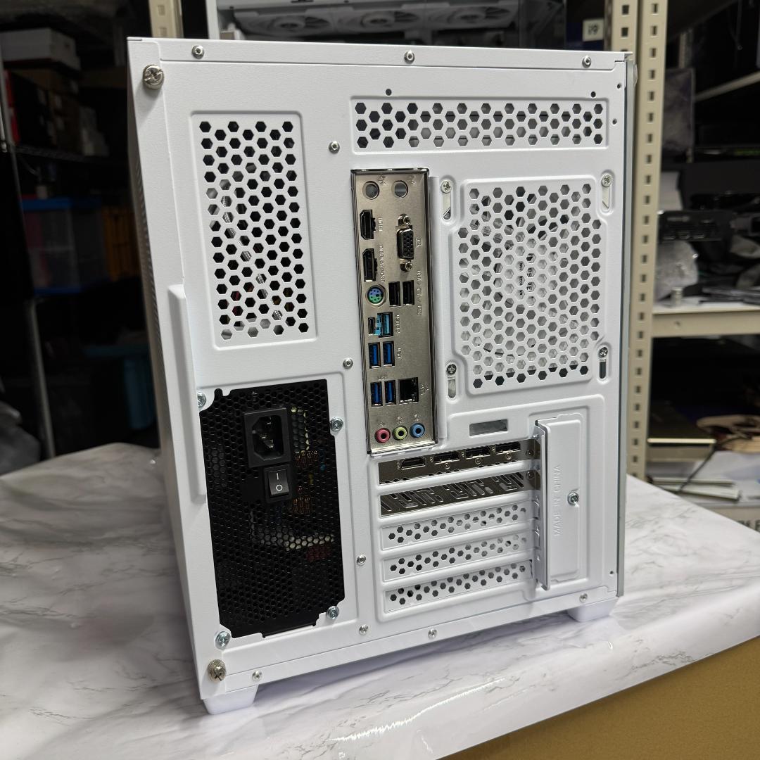 全て新品ゲーミングPC/Ryzen 9 5900X 9070XT 32GB1TB