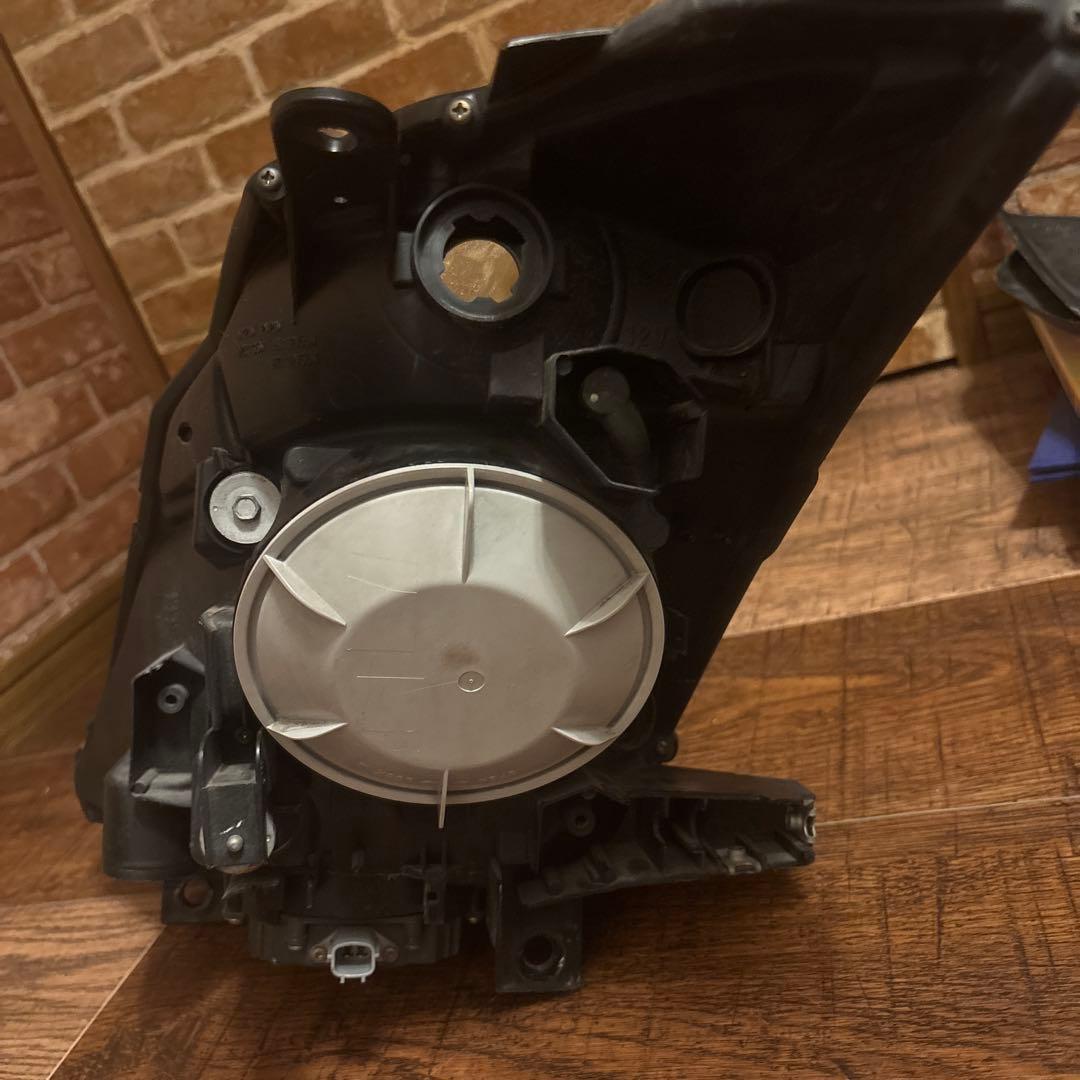 日産　フェアレディZ Z33 右ヘッドライト　NISSAN HID