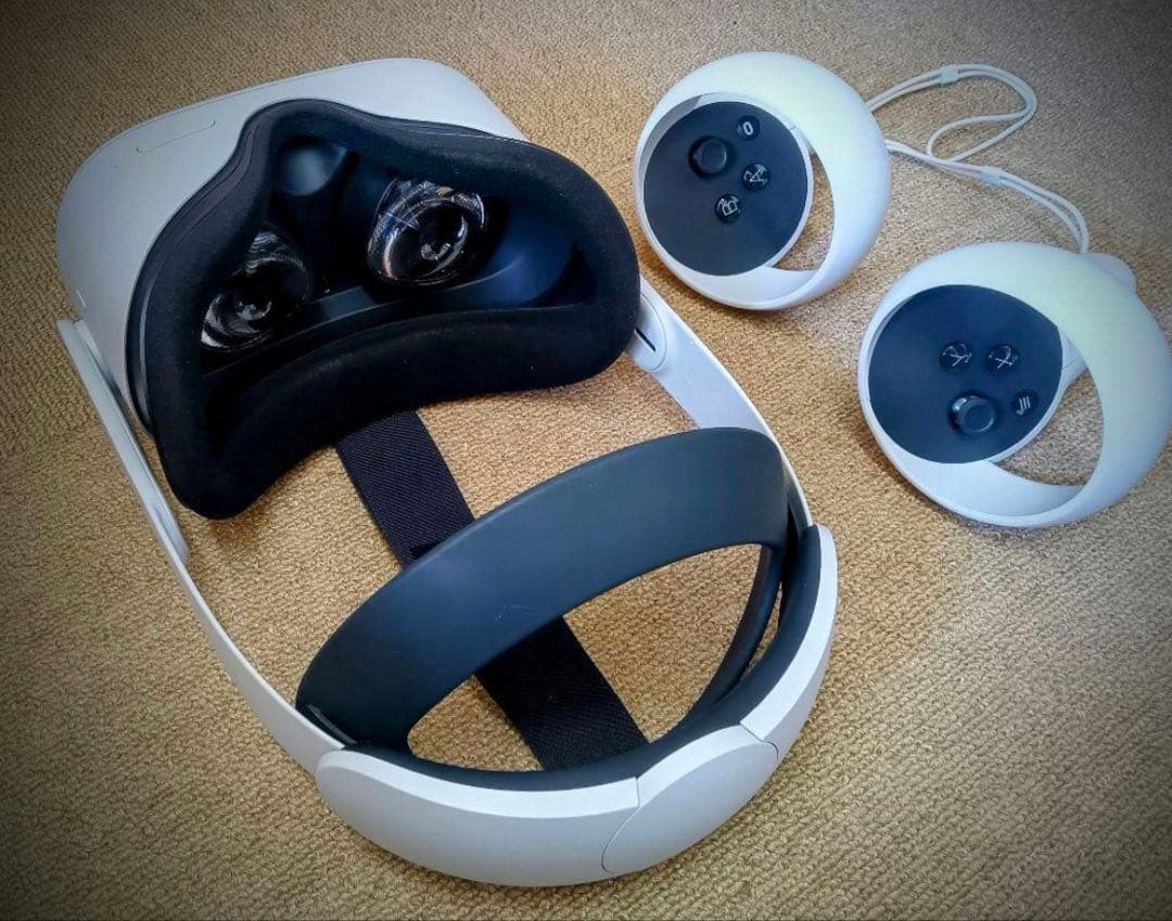 パ*ー様  Quest 2 64GB + Eliteストラップ