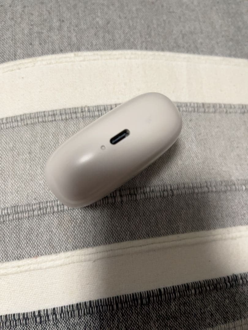 Bowers & Wilkins Pi8 ワイヤレスイヤホン ホワイト