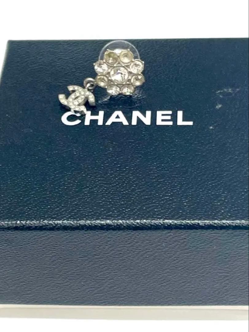 正規品CHANELスウィングピアス片方シルバー