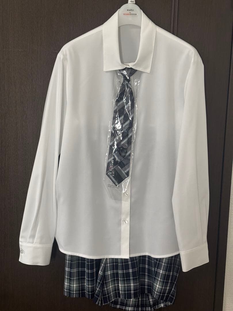 Waltz by BEAMS DESIGN ワルツバイビームスデザイン 165