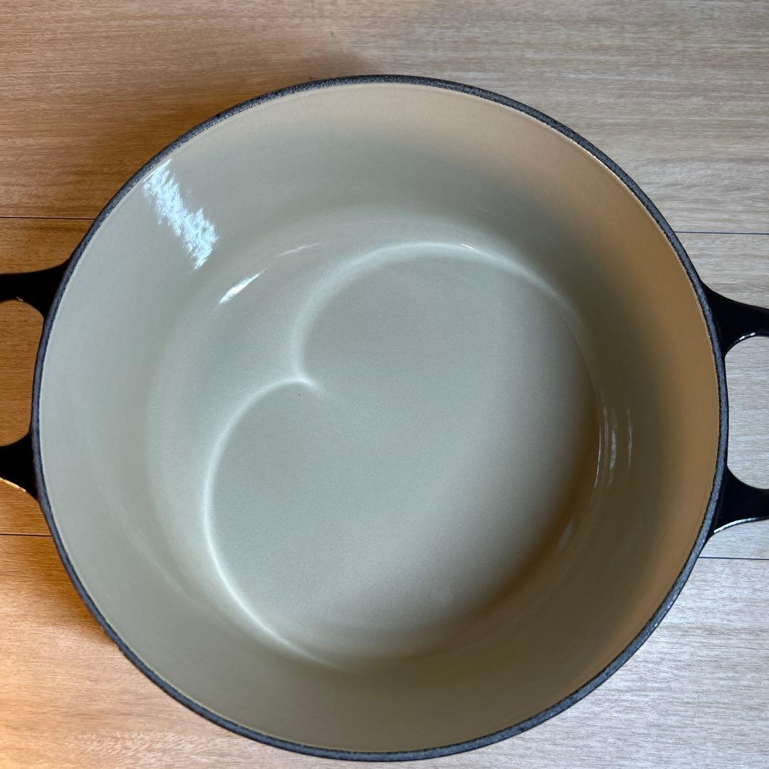 ルクルーゼ　ココットロンド　22cm 両手鍋　鍋