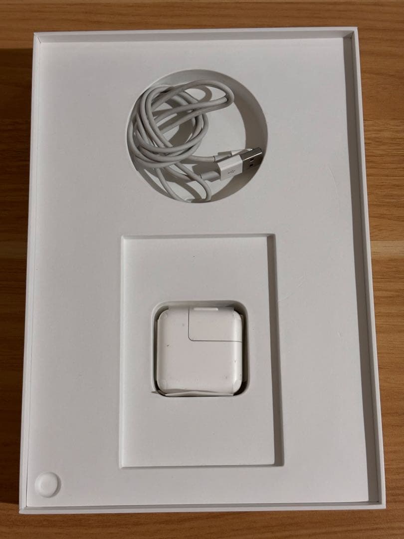 Apple iPad pro 10.5 64gb wifi シルバー