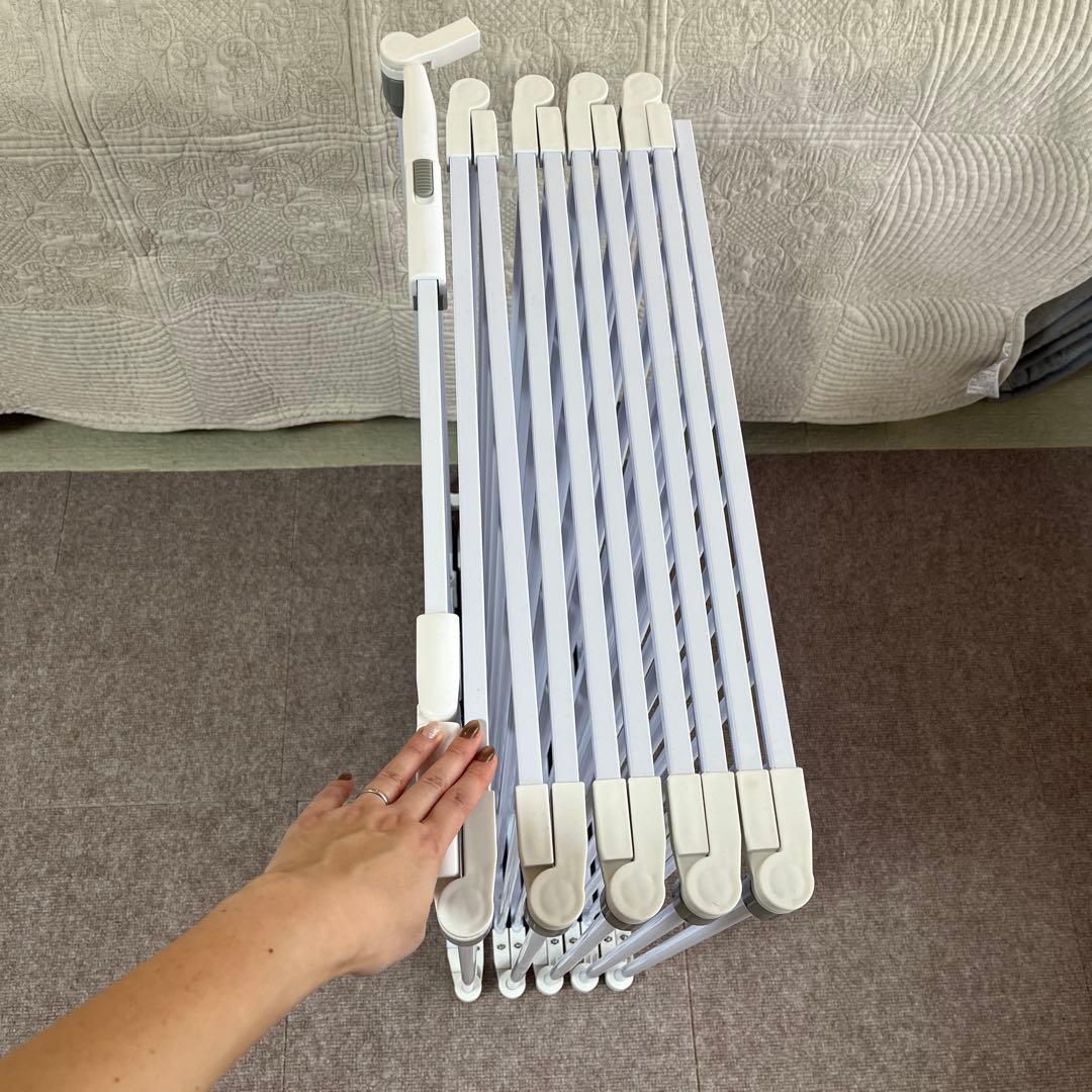 ペット用ゲート・フェンス　8枚➕２枚（自由変形）