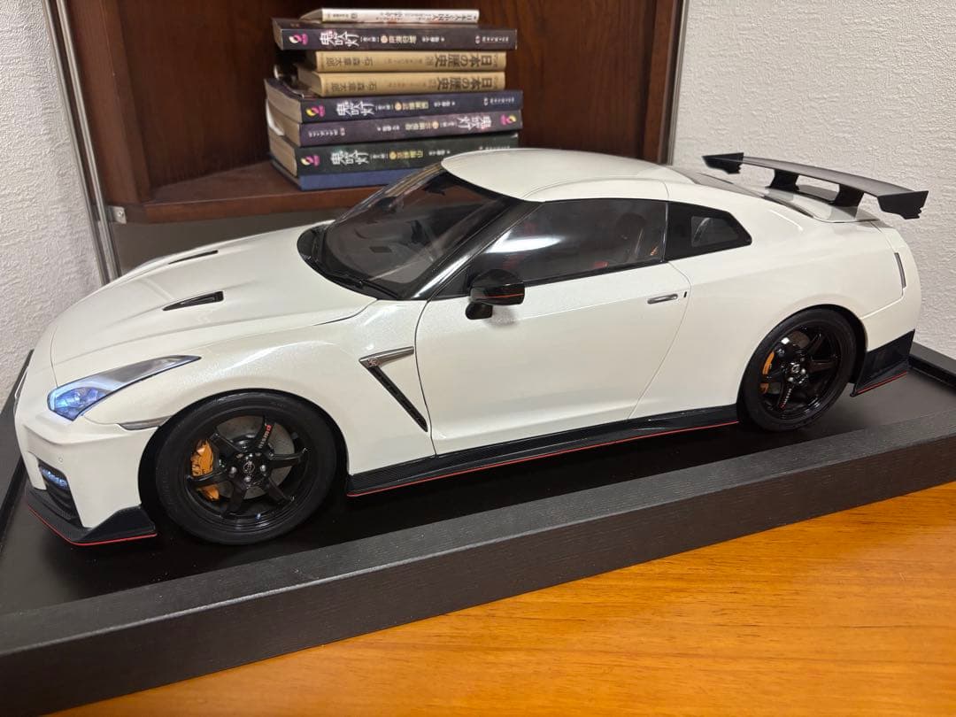 ディアゴDeagostini 分冊組立 1/8 GTR0自動車モデル