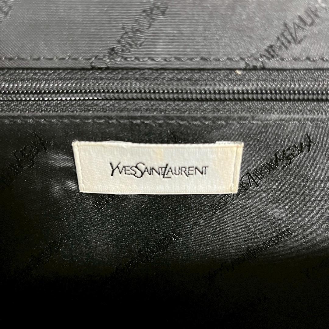 Yves Saint Laurent イヴサンローラン クラッチ　Vintage