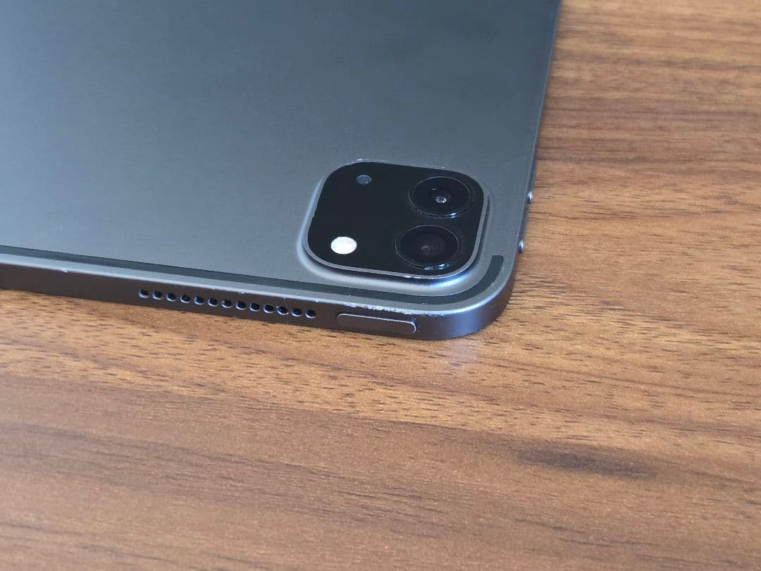 Apple iPad Pro 11インチ第2世代　スペースグレー 本体、箱付