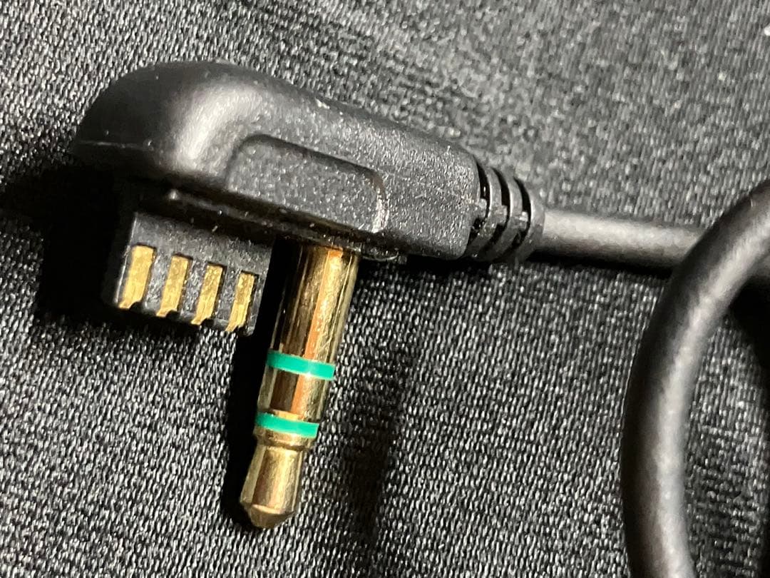 SONY MZ-R909 MDウォークマン ジャンク扱い　B2293