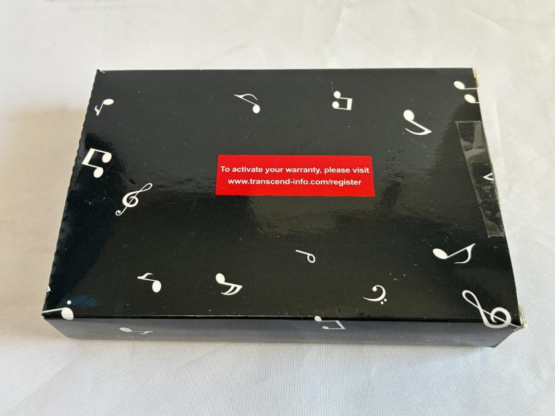 【殆ど未使用・美品】 Transcend MP3プレーヤー MP870 8GB