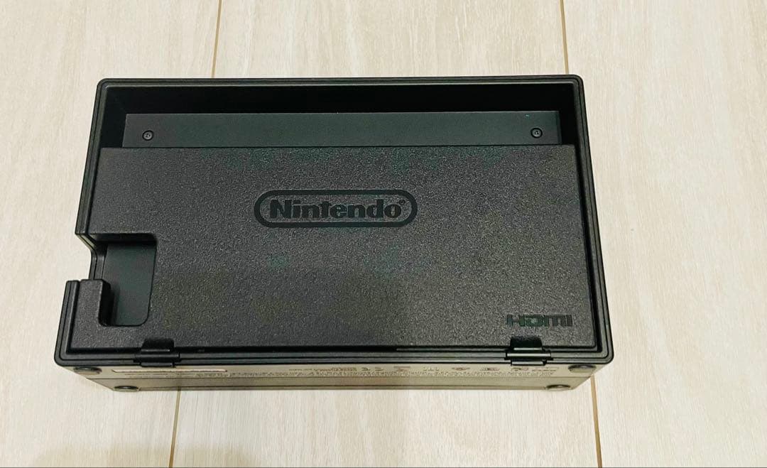 Nintendo Switch 本体 ハードケース 別途リモコン付き