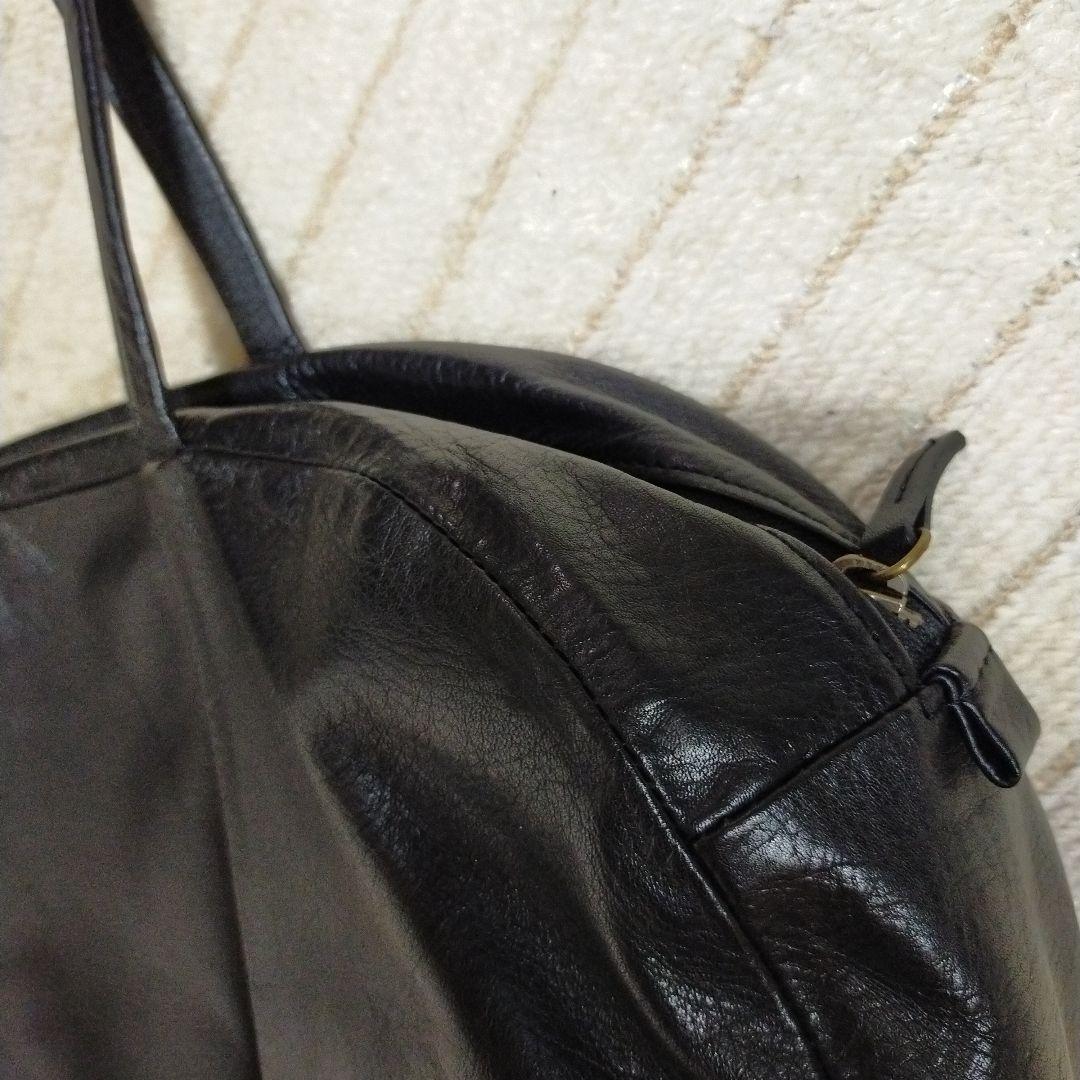 北欧、暮らしの道具店　ラウンドレザーバッグ　ブラック