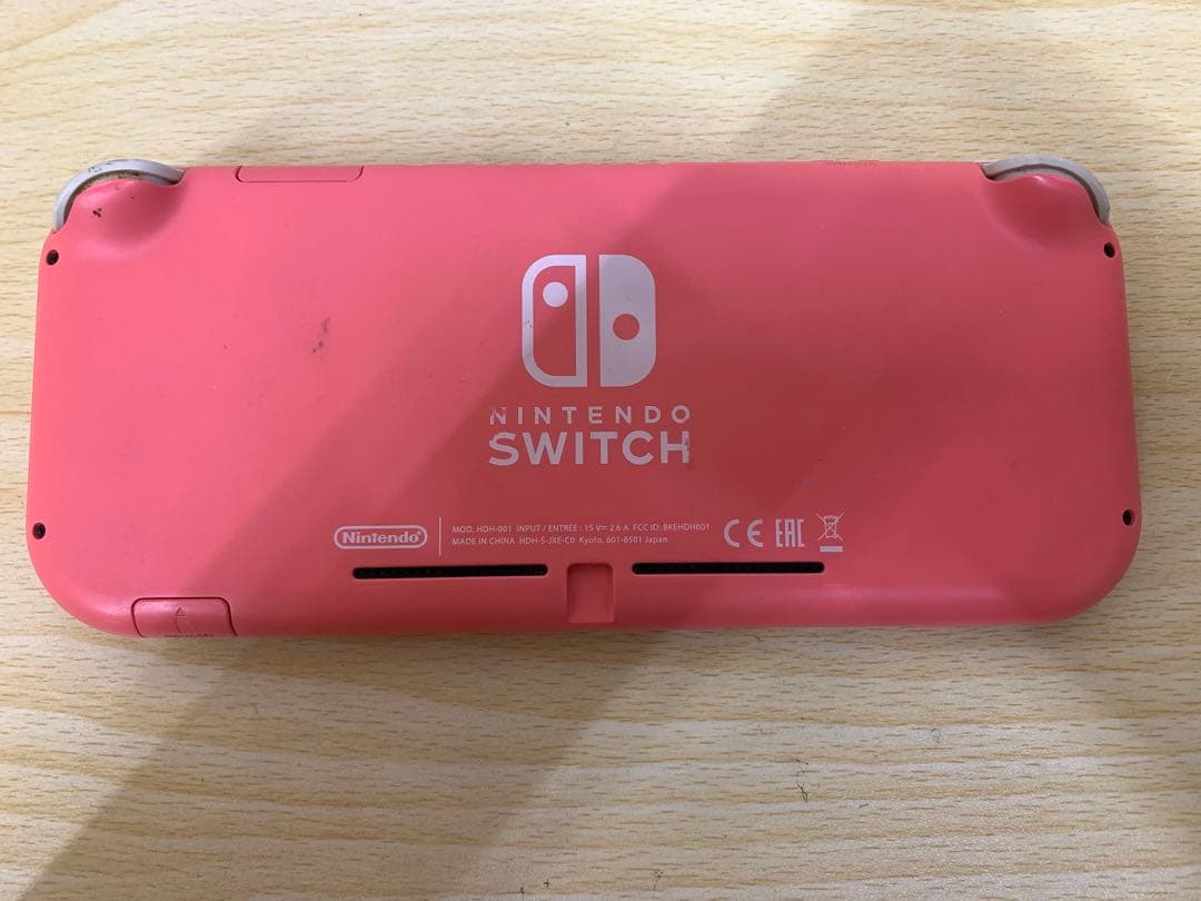 【中古】本体のみ NintendoSwitchLite コーラル HDH-001