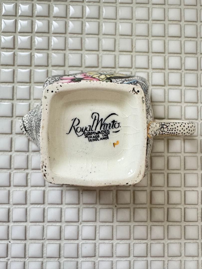 ビンテージ　 WINTON チンツ柄クリーマーとシュガーポットセット