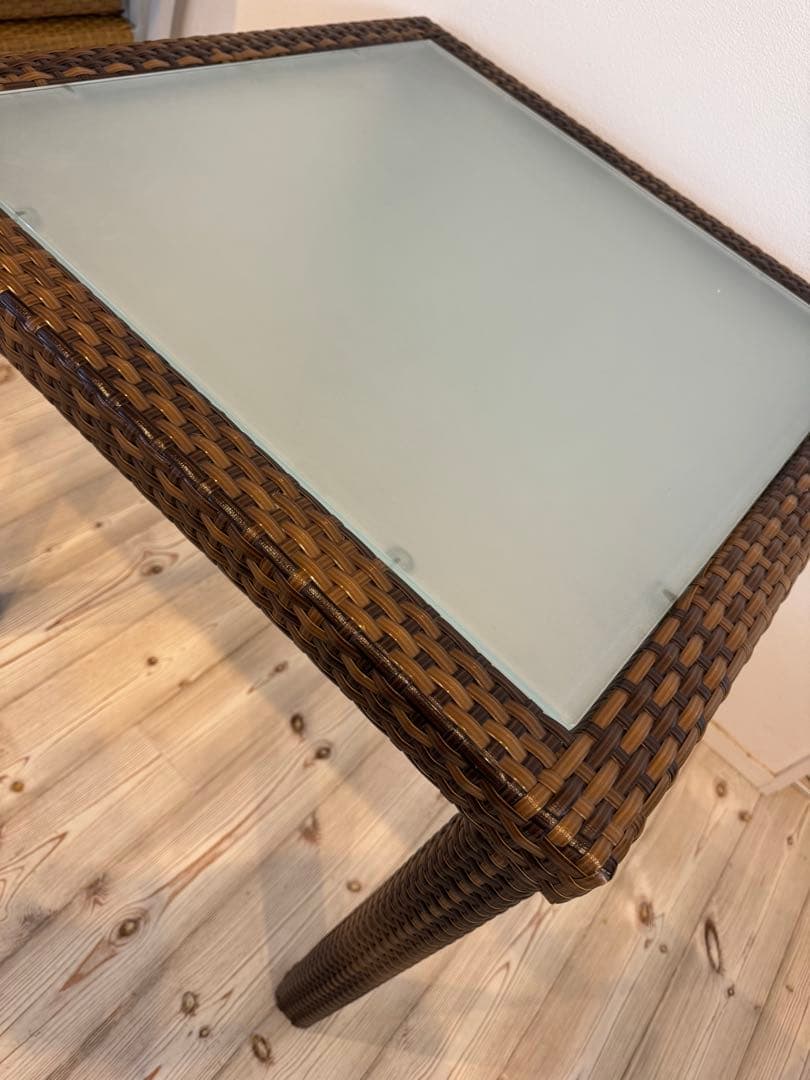 ラタン調 ガラストップ エーゲテーブル 屋外可 カフェ ガーデン①