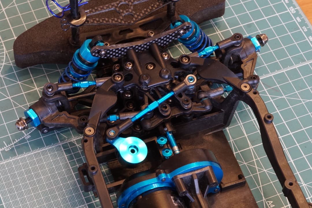 タミヤ TB-05 PRO（メカ・保守パーツ付属）