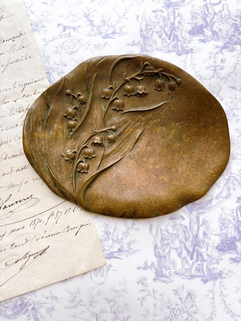 フランスアンティーク　真鍮製（丹銅）トレイ・すずらん