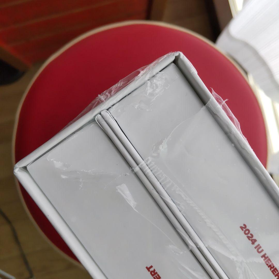 2024 IU HEREH WORLD TOUR CONCERT + キャップ