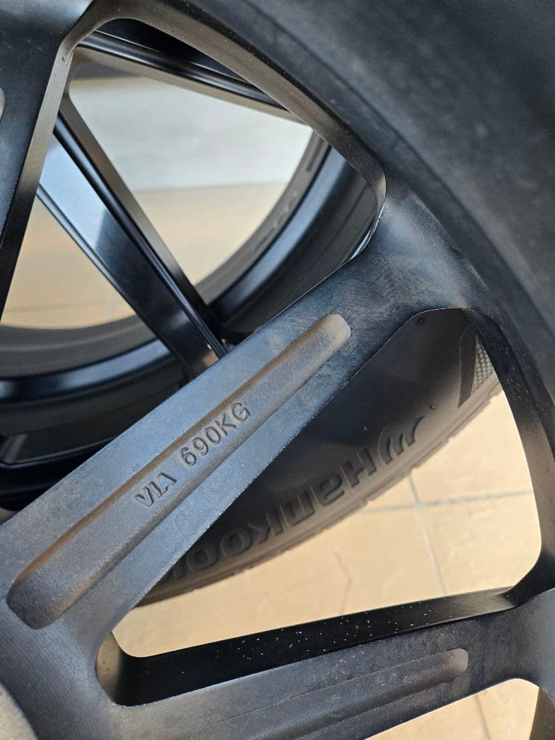 期間限定値下げ!　20インチ　　　4本