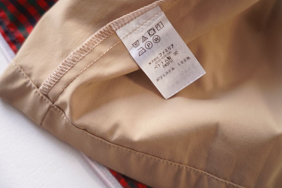 未使用に近い ファミリア familiar 上着　ブルゾン　ジャケット 130㎝