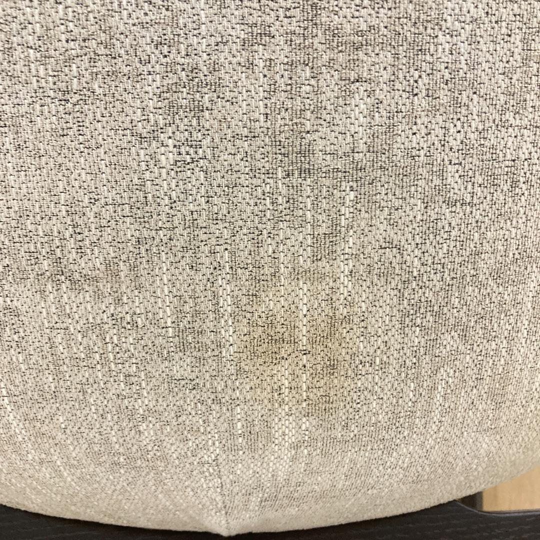 フクラ　カフル　CUFUL　現行モデル ダイニングチェア　椅子　アームレス D