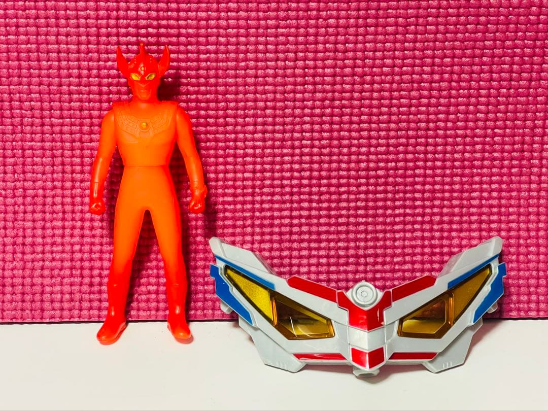 ❁在庫一掃SALE❁ ウルトラマン　ソフビ　まとめ売り　51体＋おまけ付き