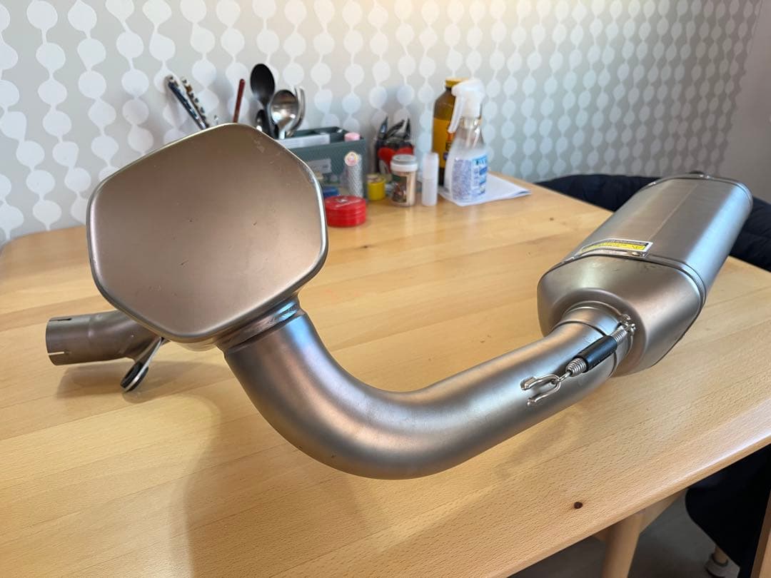 KTM 390 Duke akrapovic マフラー 値引き交渉歓迎