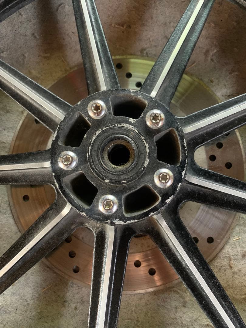 スポーツスター　ホイール