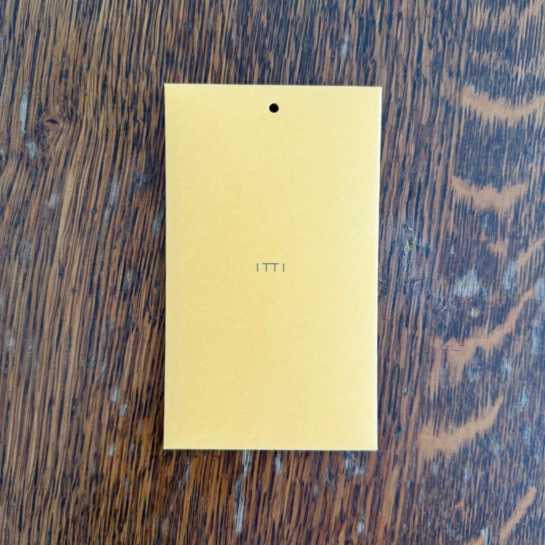 バッグ ITTI ANNIE PUFFER TOWN MOON BAG