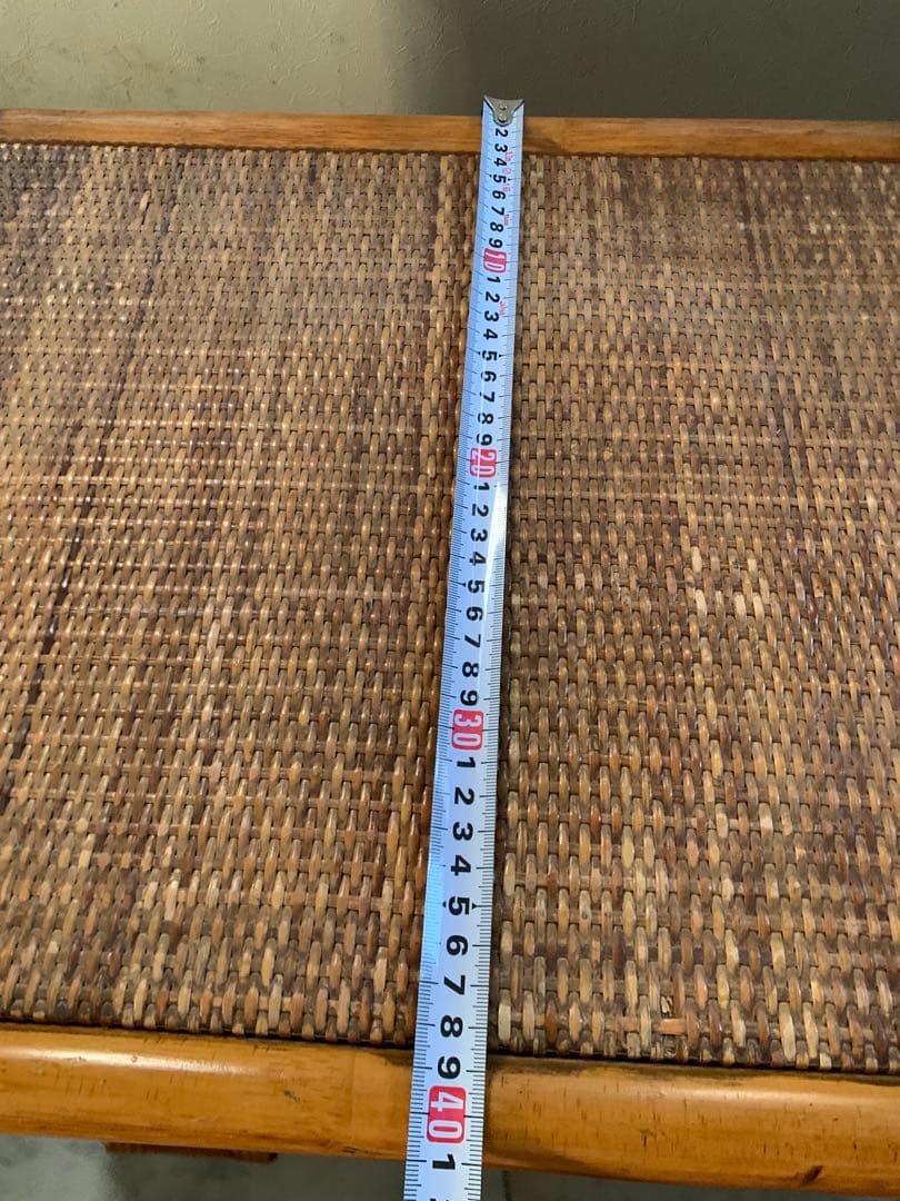 昭和レトロ★キャスター付きラタンのテレビ台　天板回転式で便利　籐　テレビ台