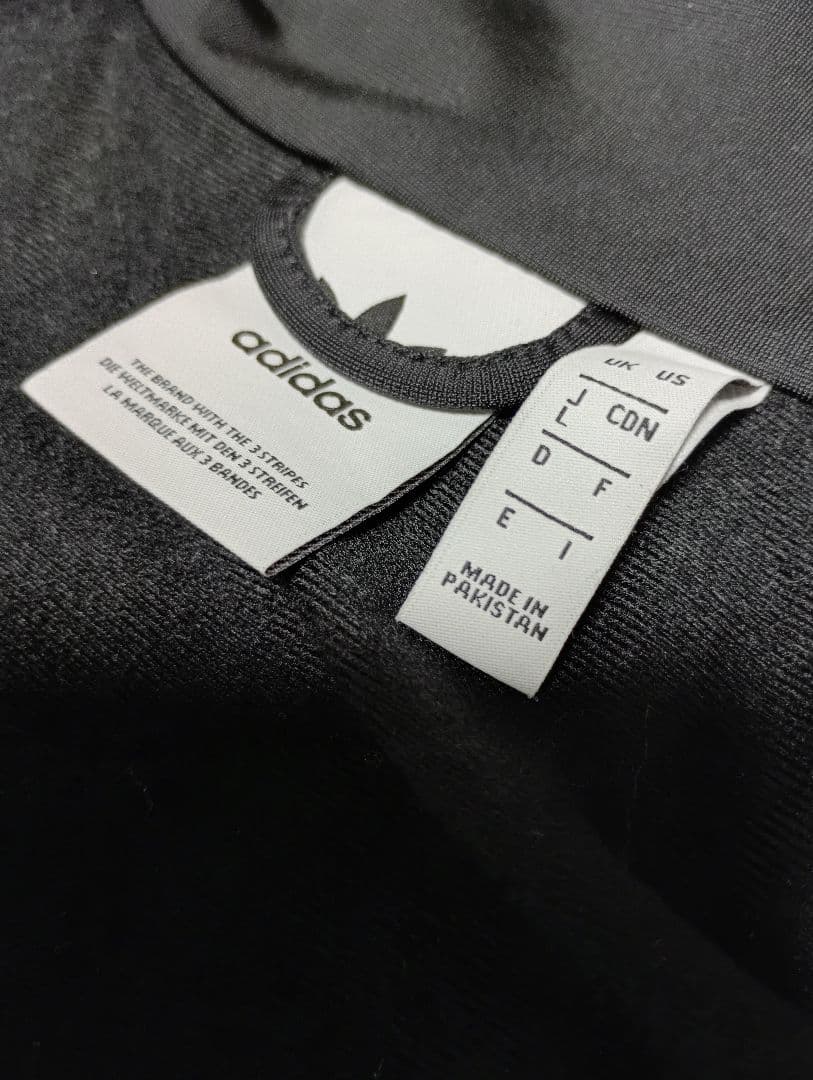 adidas ブラック ファイヤーバード 美品 DV1530 L