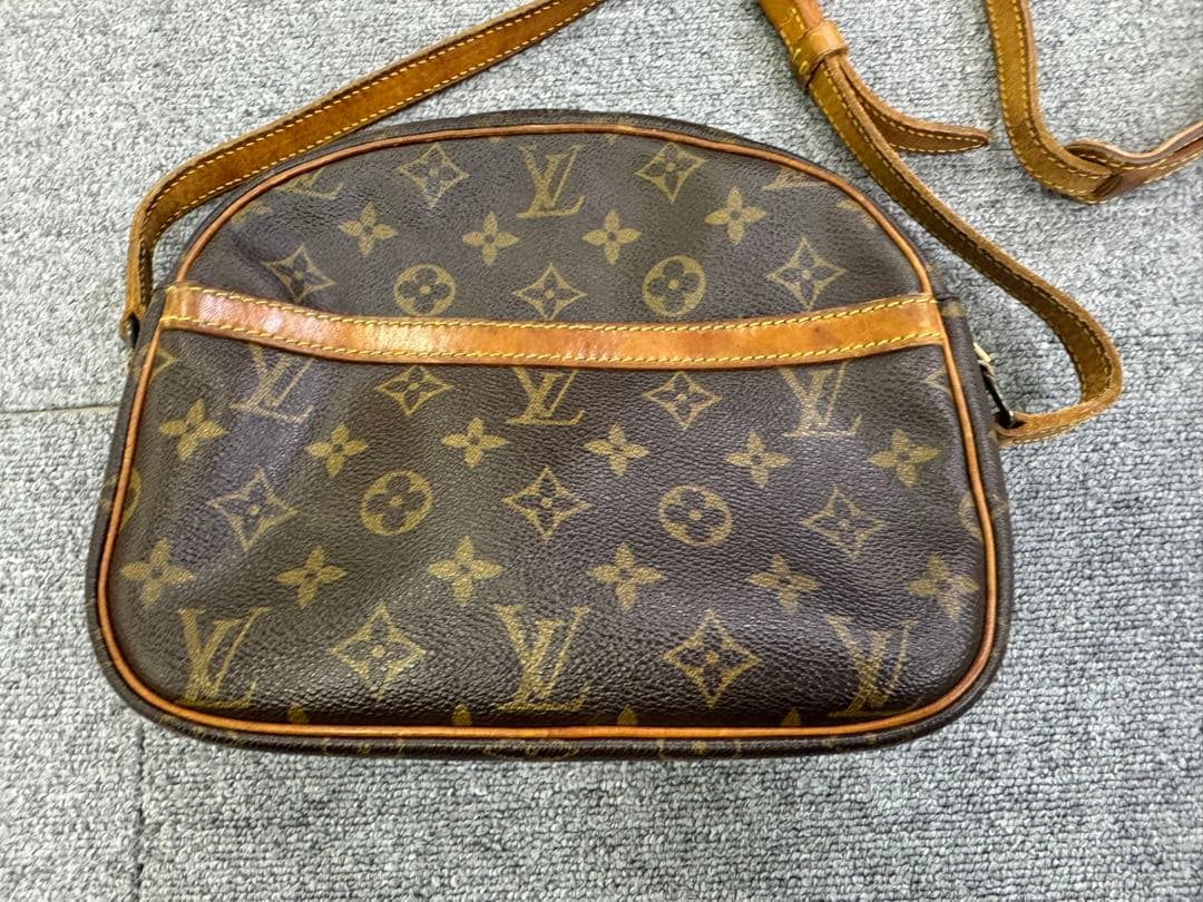 LOUIS VUITTON　ヴィトン　モノグラム　サンリス　ショルダーバッグ