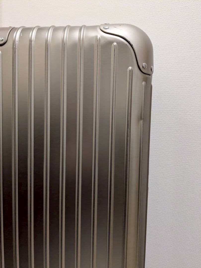 生涯保証 リモワ オリジナル チェックインL 86L チタニウム