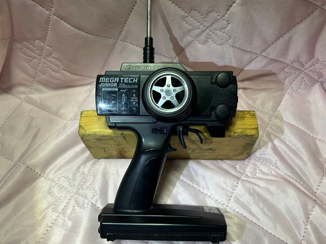 タミヤTT01ファイスペセトTRE01受信機とESCが一体型バッテリー充電器付き