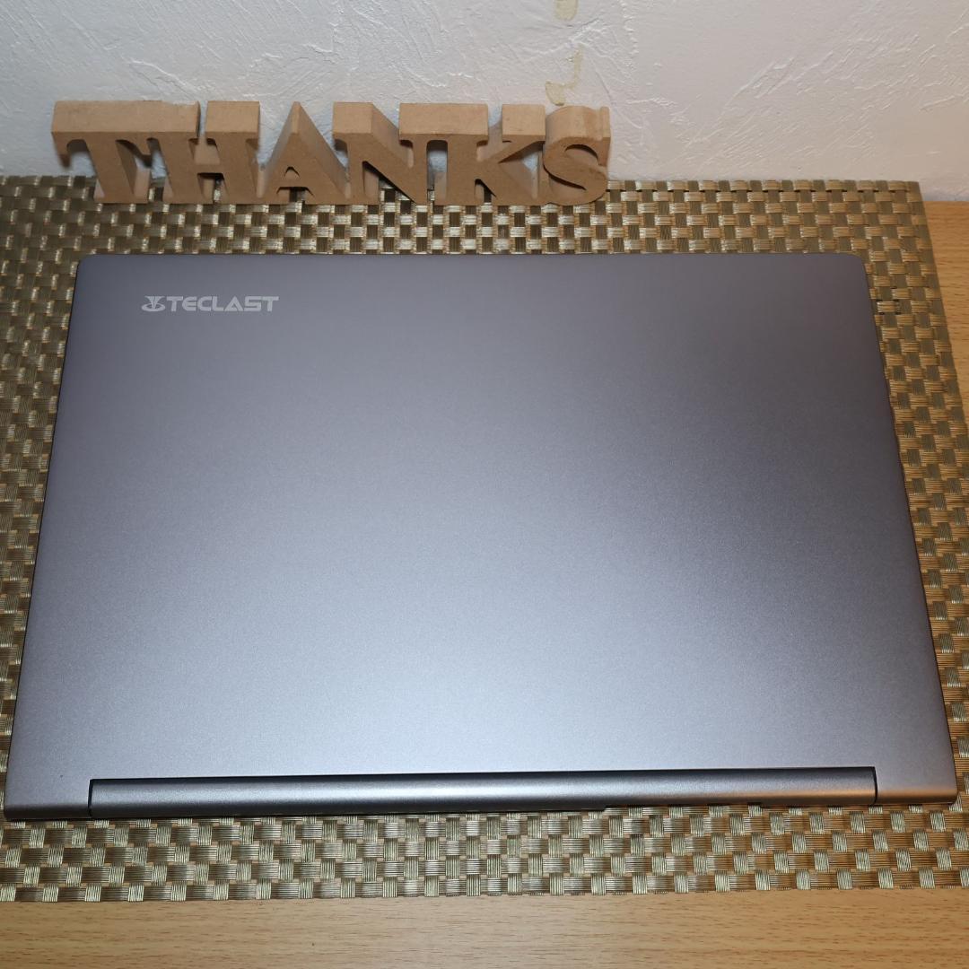 極上美品！Win11高年式2022！メ8G/SSD/フレームレス/無線/カメラ