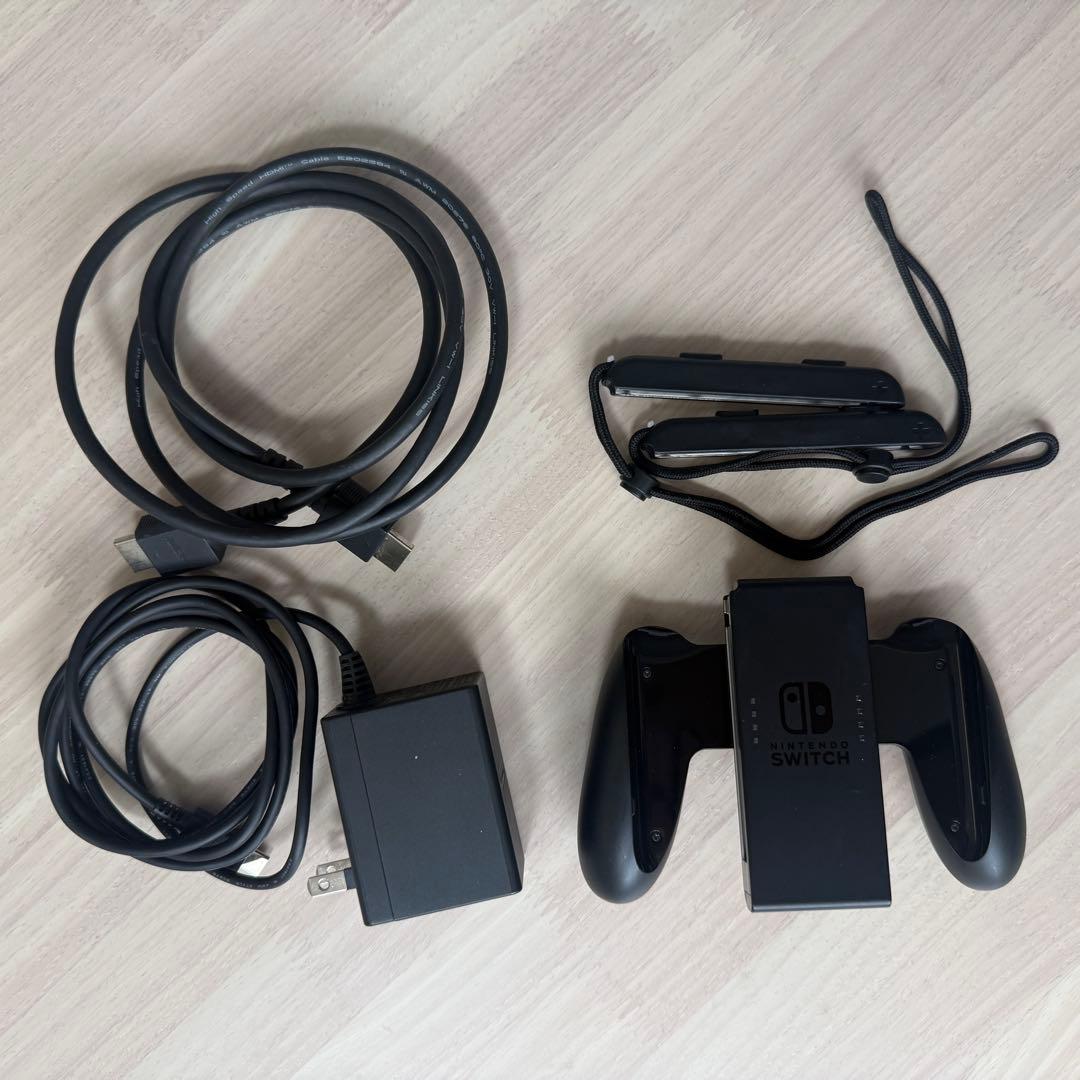 Nintendo Switch 本体 青/赤 箱なし