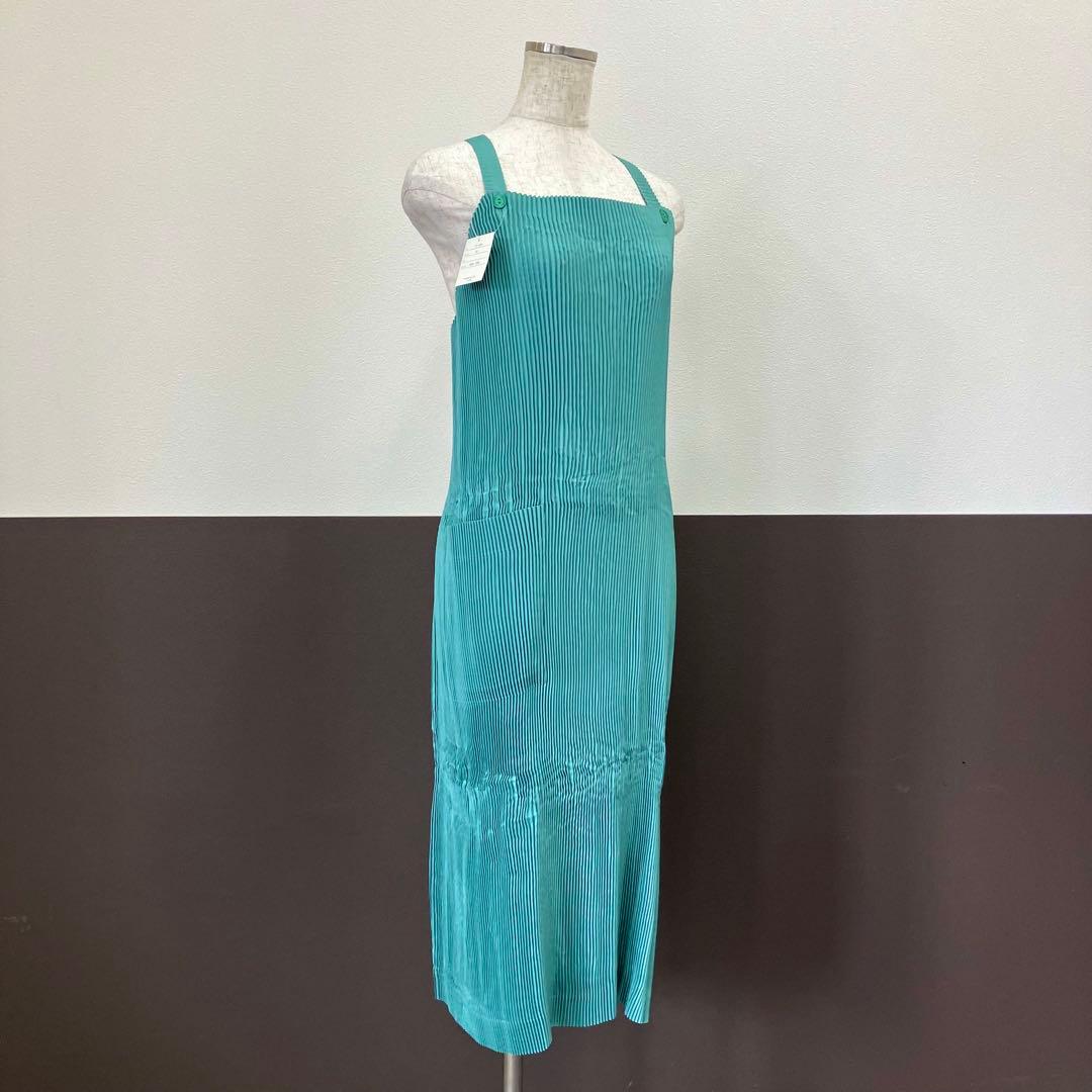 im product イッセイミヤケ　プリーツ　エプロン　グリーン系　日本製