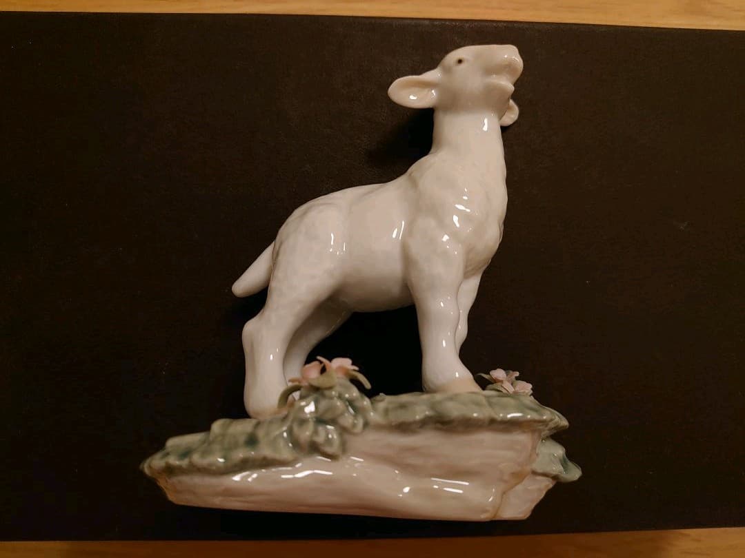 【美品 絶版】LLADRO リヤドロ No.7212『仔羊』