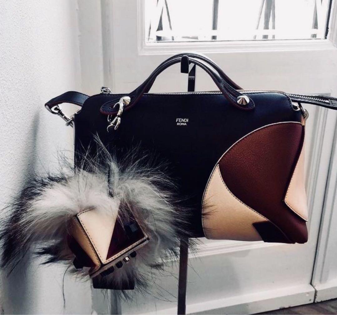 ♥️FENDI♥️モンスターバグズ バッグチャーム Furキーホルダーレザー