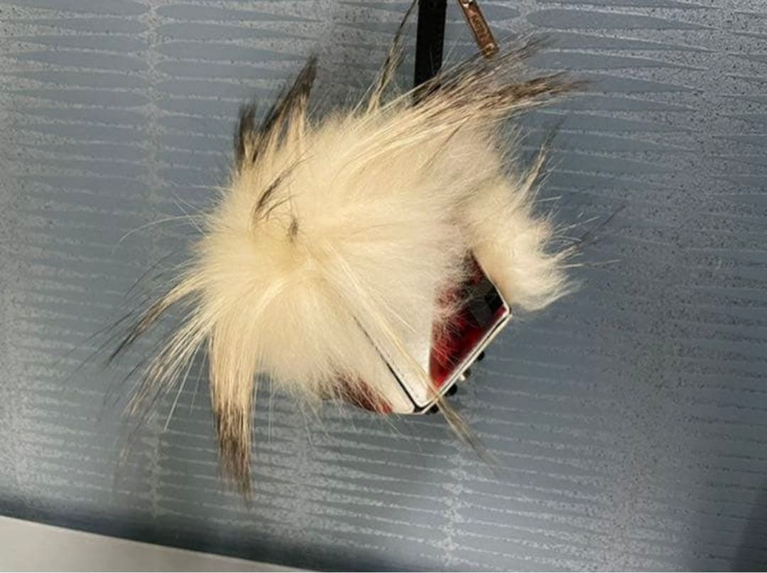 ♥️FENDI♥️モンスターバグズ バッグチャーム Furキーホルダーレザー