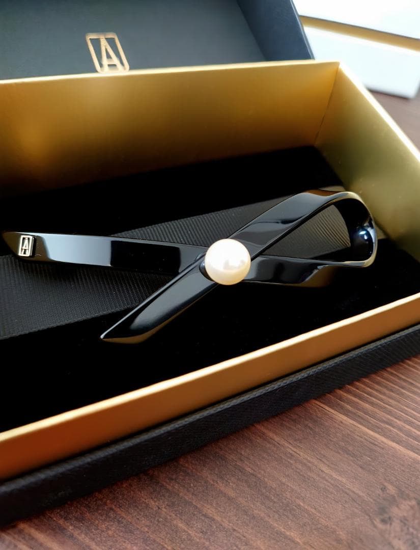 アレクサンドルドゥパリ パールリボンバレッタ 黒 TIMELESS