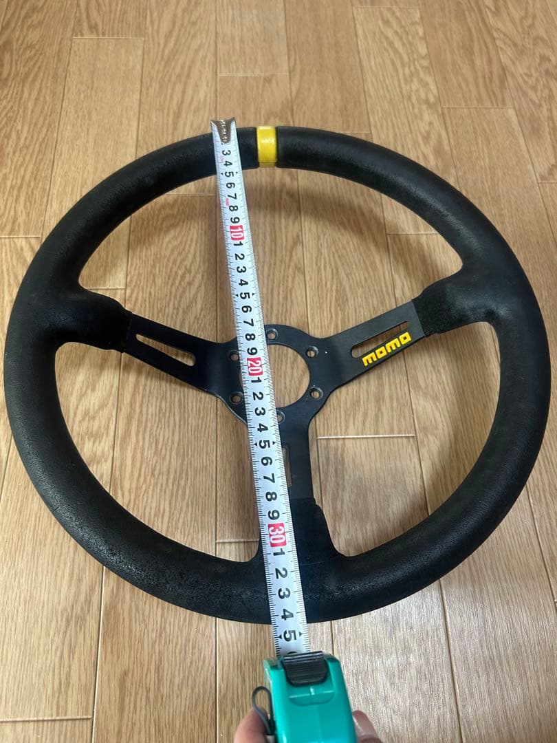 momo ステアリング 35パイ3本スポーク