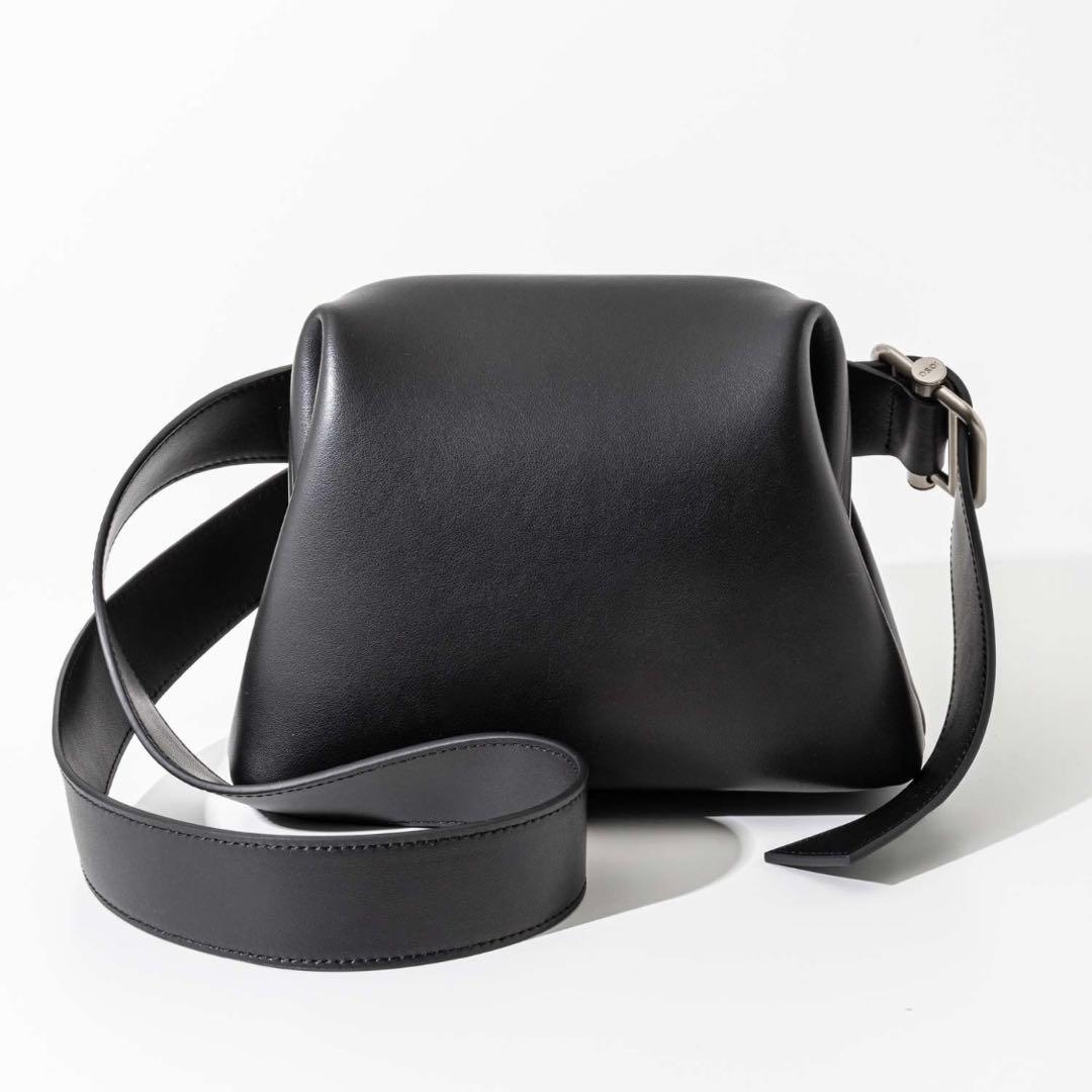 チャリオット 【美品】OSOI mini brot ショルダーバッグ